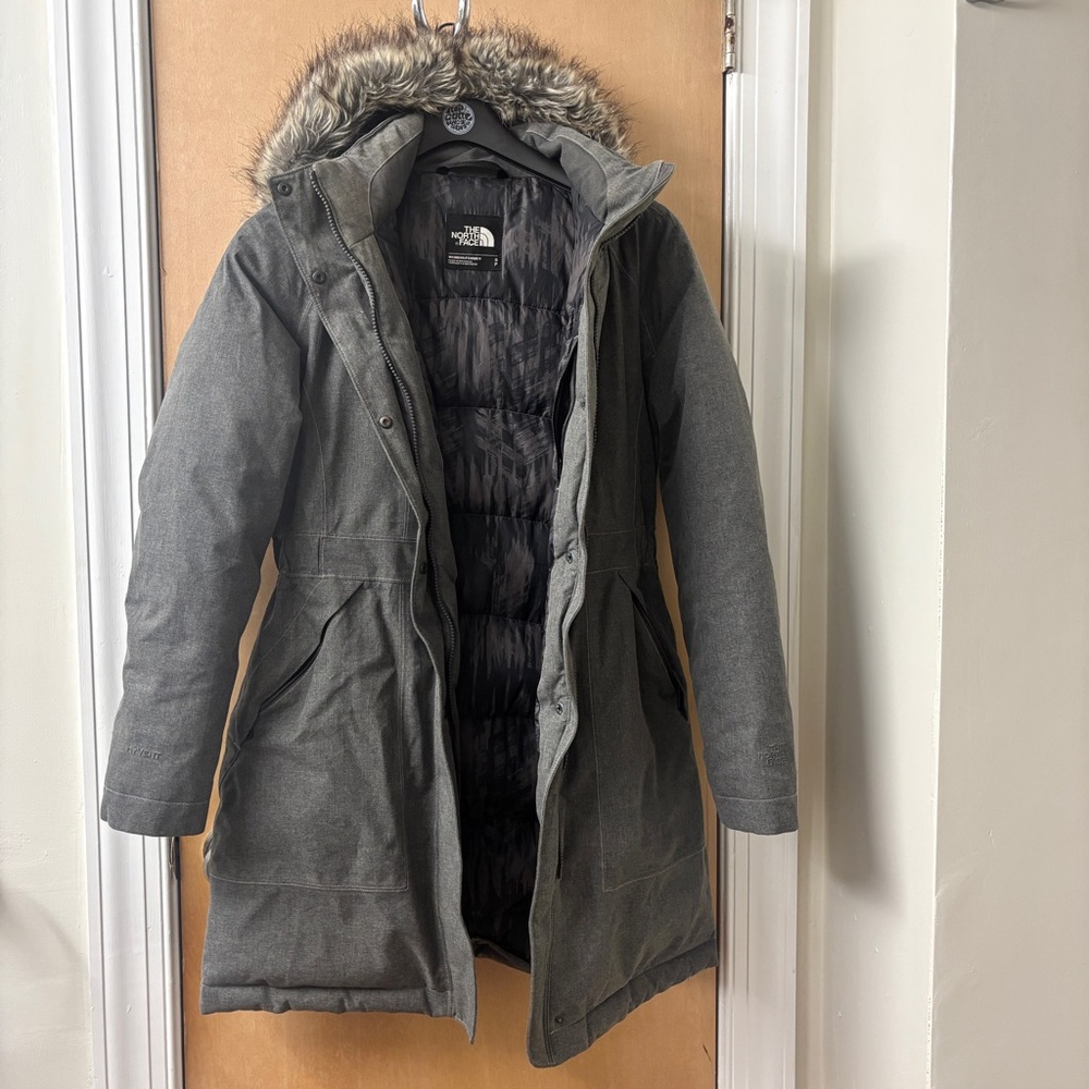 The North Face HyVent Insulated Charcoal Parka with Faux Fur Hood - Size Small
